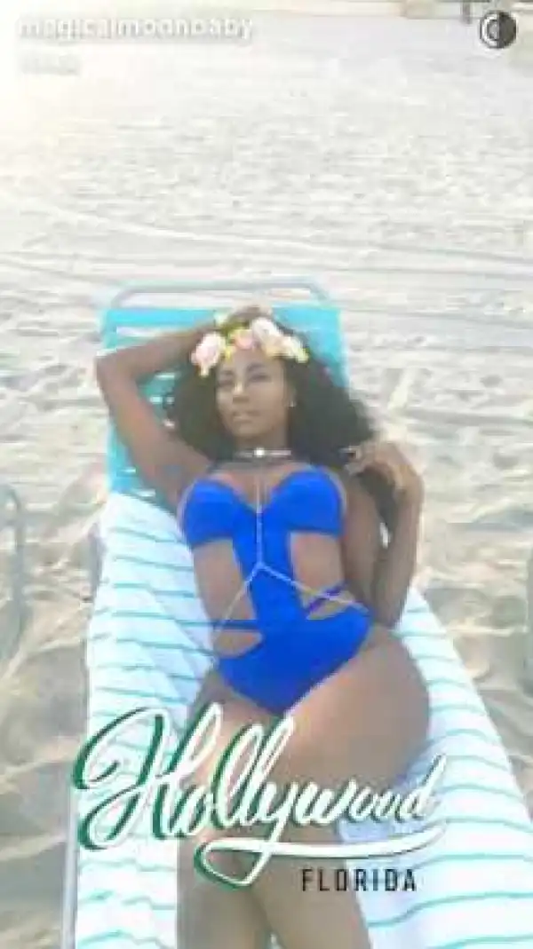 Sophia Momodu shows off her hot body in tiny blue bikini